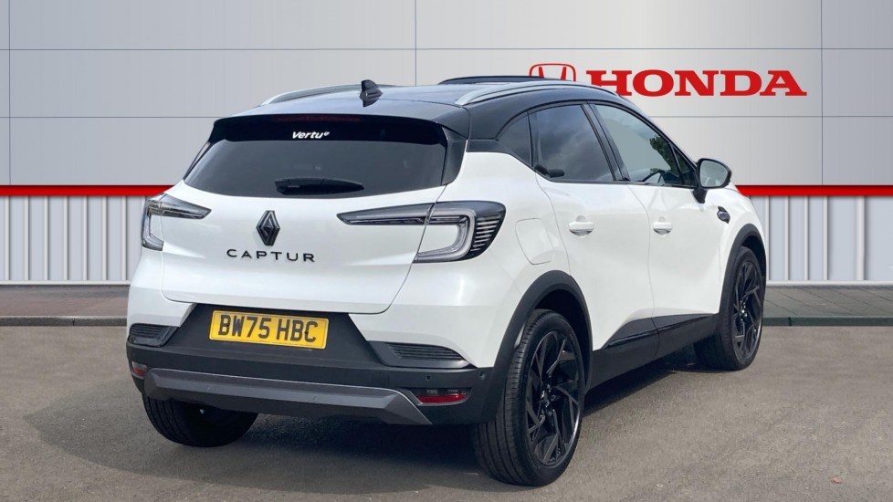 Renault Captur 1.2 TCE 115 Esprit Alpine 5dr Petrol Hatchback - Image 12