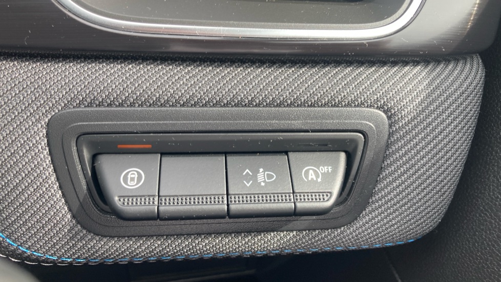 Renault Captur 1.2 TCE 115 Esprit Alpine 5dr Petrol Hatchback - Image 26