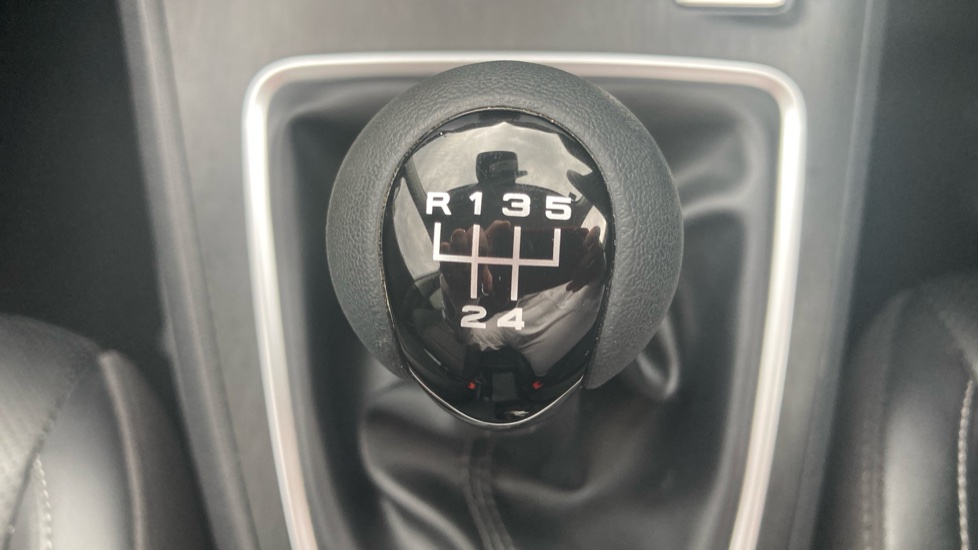 MG ZS 1.5 SE 5dr Petrol Hatchback - Image 19