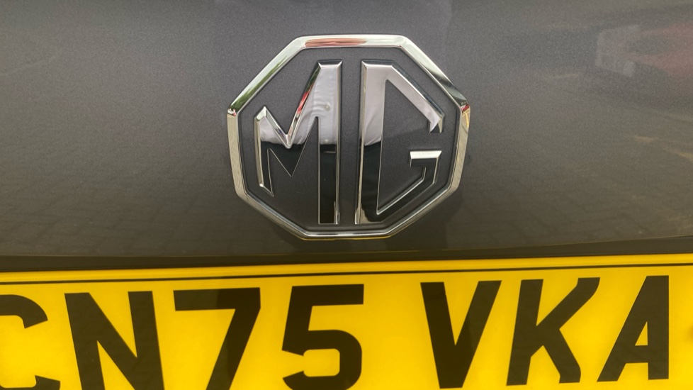 MG ZS 1.5 SE 5dr Petrol Hatchback - Image 35