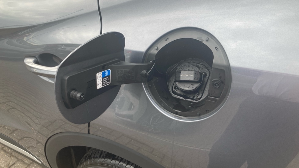 MG ZS 1.5 SE 5dr Petrol Hatchback - Image 37