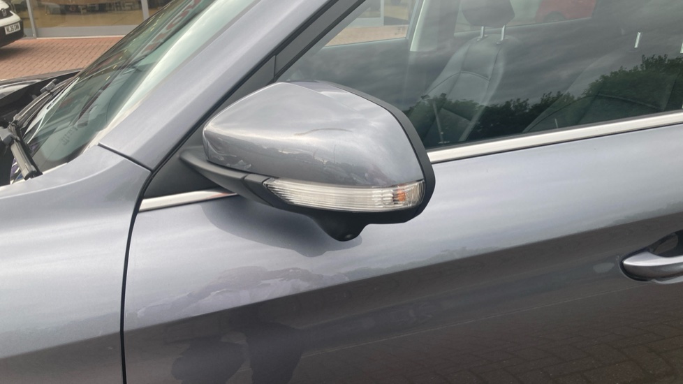 MG ZS 1.5 SE 5dr Petrol Hatchback - Image 40