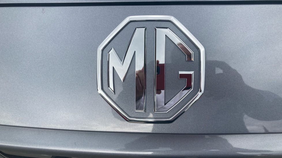 MG ZS 1.5 SE 5dr Petrol Hatchback - Image 42