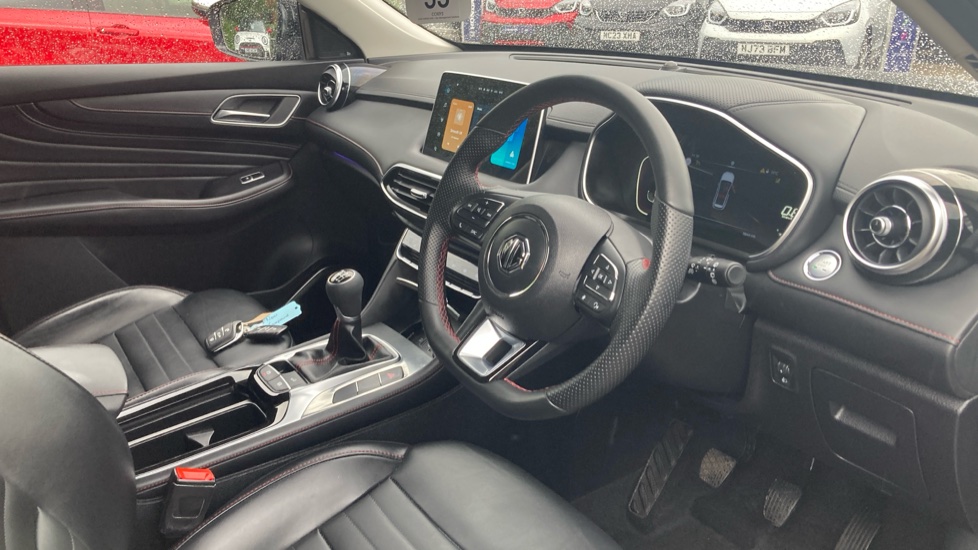 MG HS 1.5 T-GDI Trophy 5dr Petrol Hatchback - Image 28