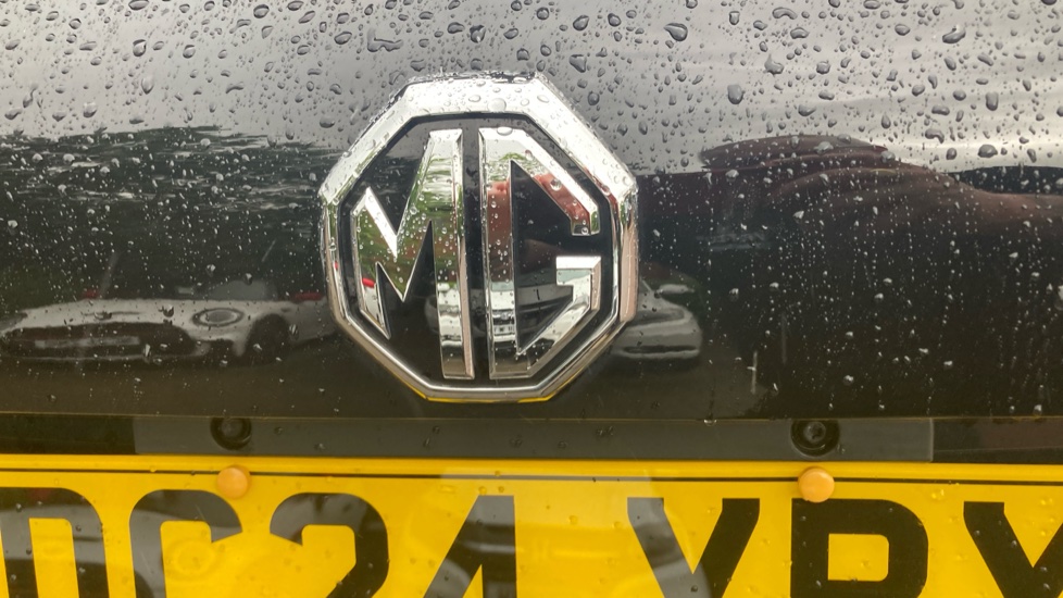 MG HS 1.5 T-GDI Trophy 5dr Petrol Hatchback - Image 36
