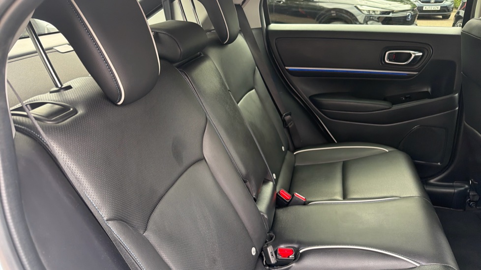 Honda E Ny1 150kW Elegance 69kWh 5dr Auto Electric Hatchback - Image 8