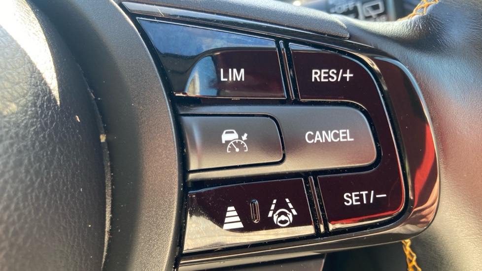 Honda Jazz 1.5 i-MMD Hybrid Advance Sport 5dr eCVT Hybrid Hatchback - Image 15