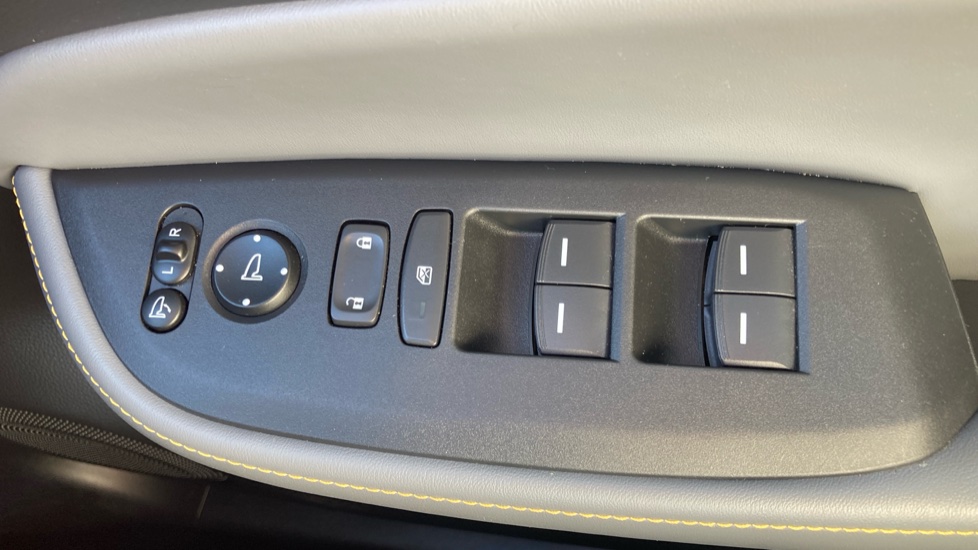 Honda Jazz 1.5 i-MMD Hybrid Advance Sport 5dr eCVT Hybrid Hatchback - Image 23