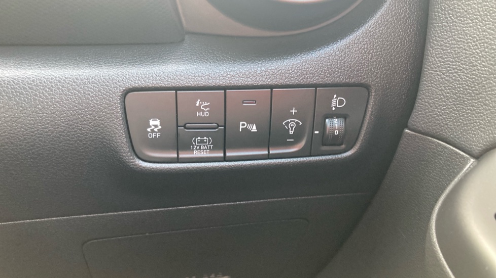 Hyundai KONA 1.6 GDi Hybrid Ultimate 5dr DCT Hybrid Hatchback - Image 22