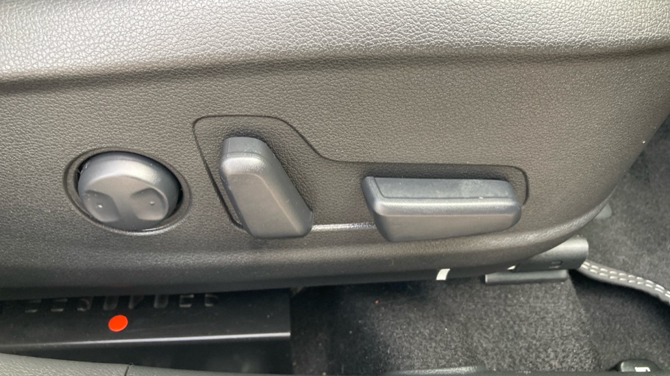 Hyundai KONA 1.6 GDi Hybrid Ultimate 5dr DCT Hybrid Hatchback - Image 29