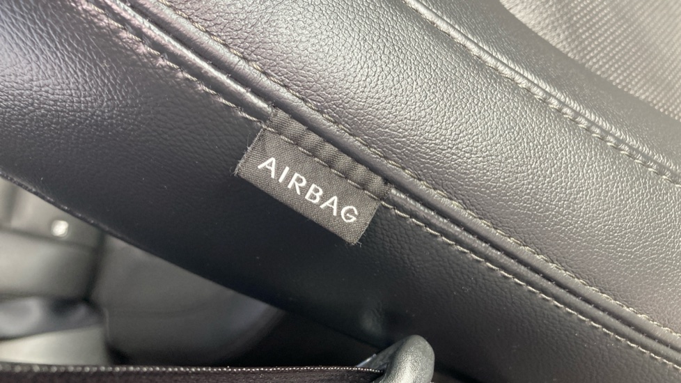Hyundai KONA 1.6 GDi Hybrid Ultimate 5dr DCT Hybrid Hatchback - Image 33