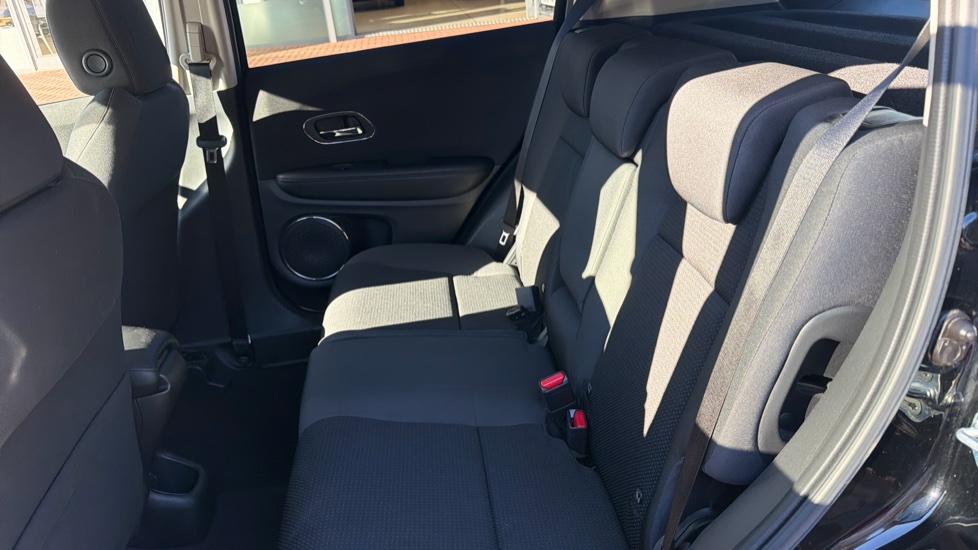 Honda HR-V 1.6 i-DTEC SE 5dr Diesel Hatchback - Image 8