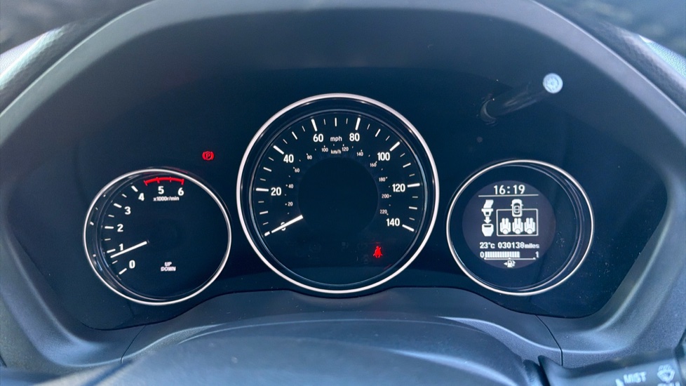 Honda HR-V 1.6 i-DTEC SE 5dr Diesel Hatchback - Image 17