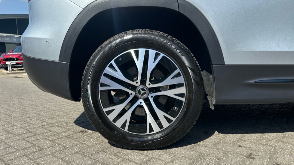 Mercedes-Benz GLB 200 Sport Executive 5dr 7G-Tronic Petrol Estate - Image 9