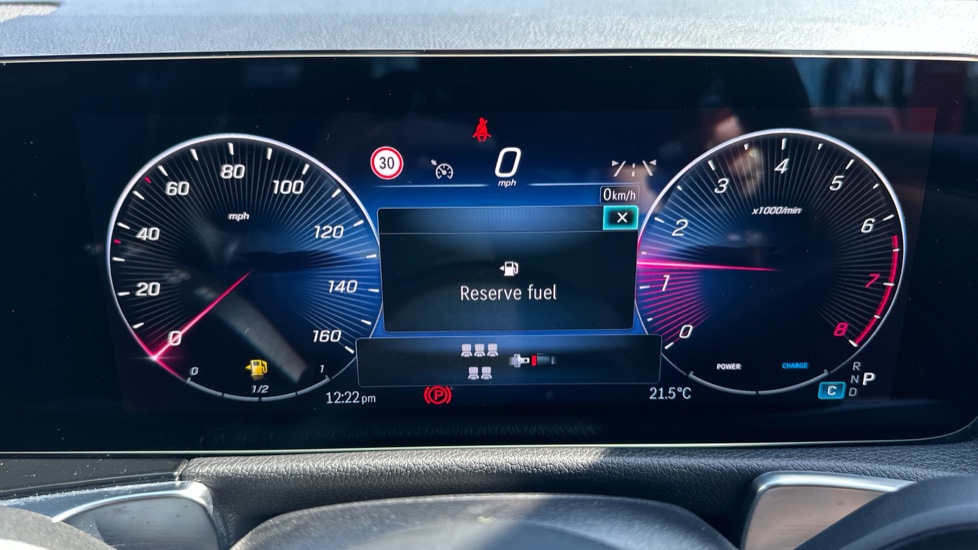 Mercedes-Benz GLB 200 Sport Executive 5dr 7G-Tronic Petrol Estate - Image 11