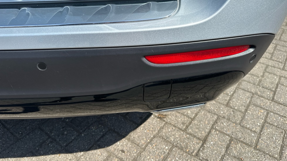 Mercedes-Benz GLB 200 Sport Executive 5dr 7G-Tronic Petrol Estate - Image 25