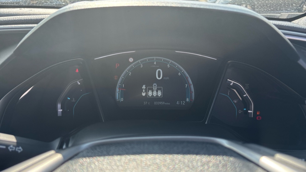 Honda Civic 1.5 VTEC Turbo Prestige 5dr CVT Petrol Hatchback - Image 11
