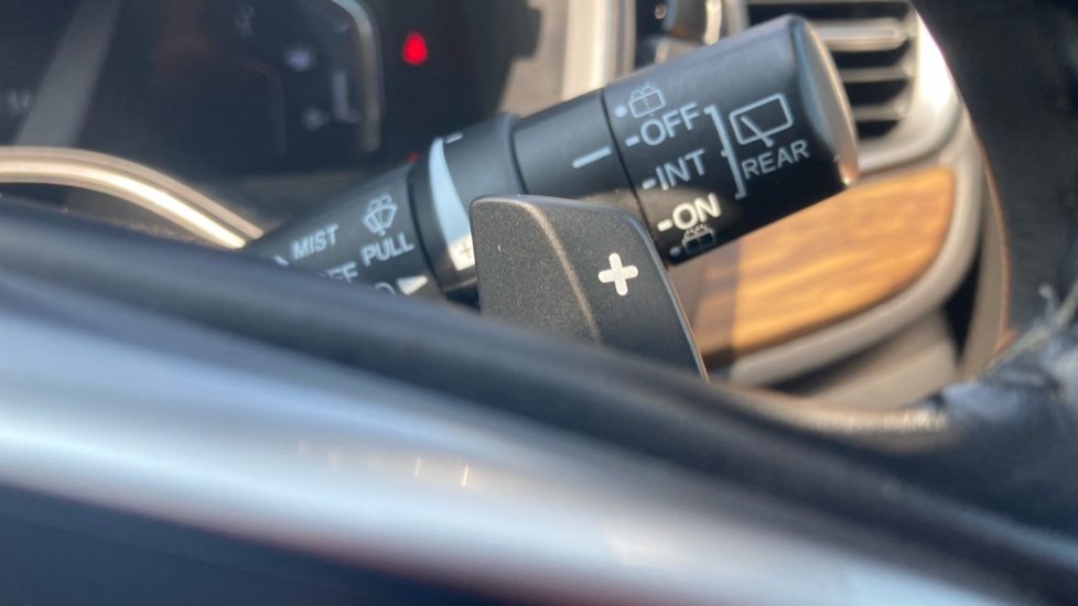 Honda CR-V 2.0 i-MMD Hybrid SR  2WD 5dr eCVT Hybrid Estate - Image 26