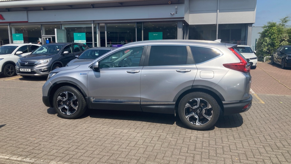 Honda CR-V 2.0 i-MMD Hybrid SR  2WD 5dr eCVT Hybrid Estate - Image 40