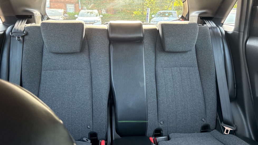 Honda Jazz 1.5 i-MMD Hybrid SR 5dr eCVT Hybrid Hatchback - Image 23