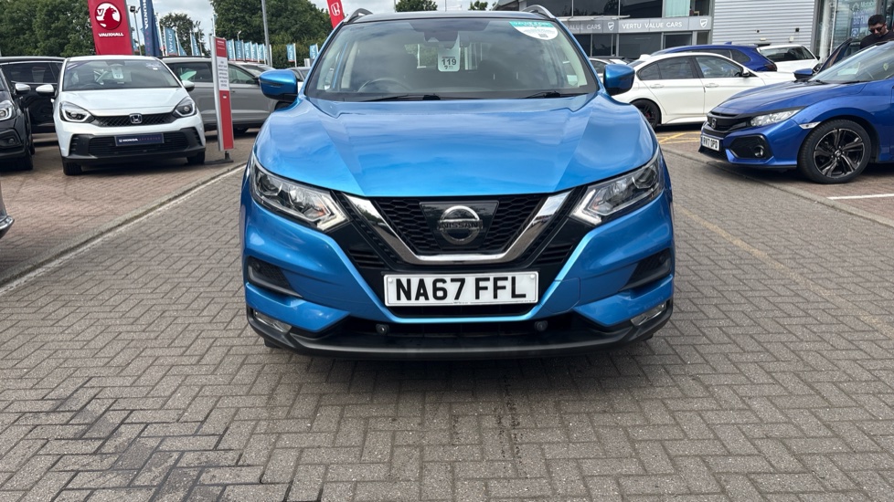 Nissan Qashqai 1.2 DiG-T Acenta 5dr Petrol Hatchback - Image 17