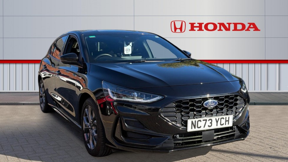 Ford Focus 1.0 EcoBoost ST-Line 5dr Petrol Hatchback - Image 1