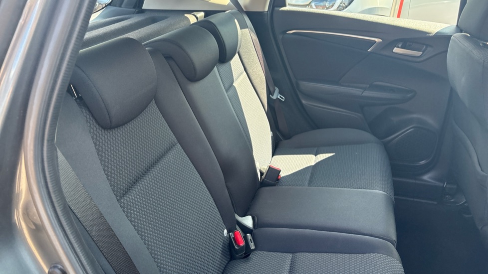 Honda Jazz 1.3 i-VTEC SE 5dr CVT Petrol Hatchback - Image 8