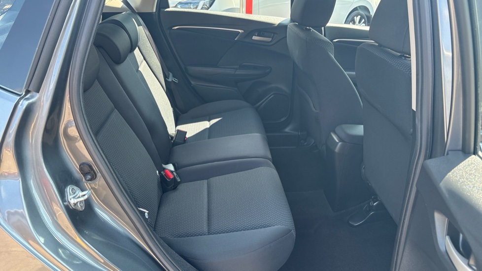 Honda Jazz 1.3 i-VTEC SE 5dr CVT Petrol Hatchback - Image 15