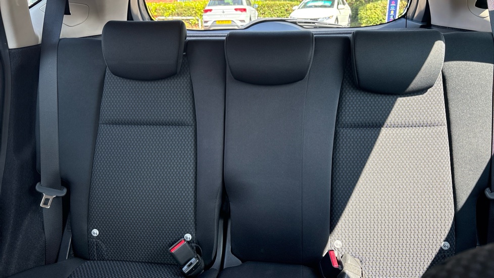 Honda Jazz 1.3 i-VTEC SE 5dr CVT Petrol Hatchback - Image 23