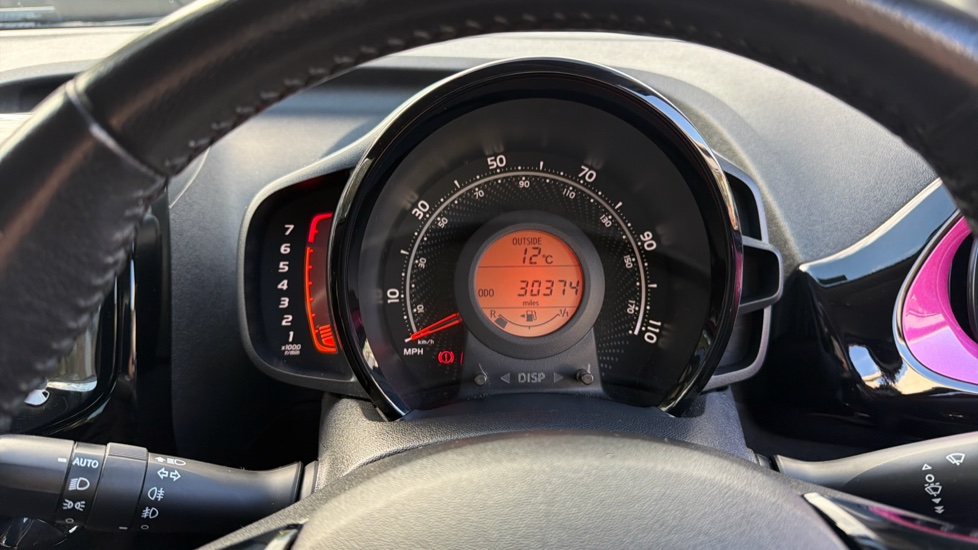 Toyota Aygo 1.0 VVT-i X-Cite 5 5dr Petrol Hatchback - Image 11