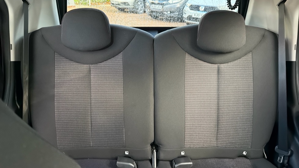 Toyota Aygo 1.0 VVT-i X-Cite 5 5dr Petrol Hatchback - Image 16
