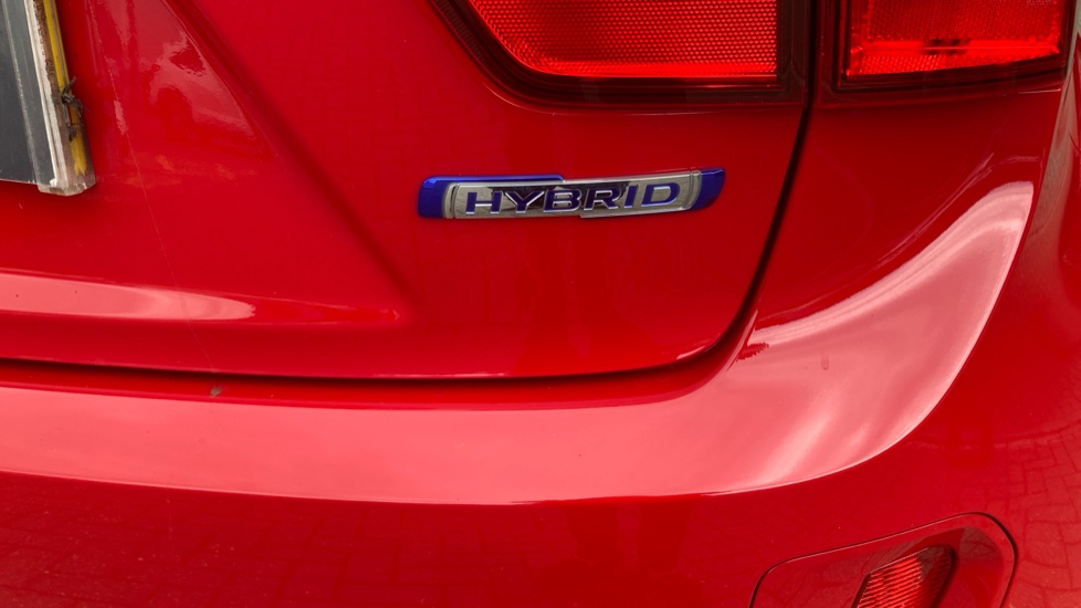 Suzuki Ignis 1.2 Dualjet 12V Hybrid SZ5 5dr CVT Petrol Hatchback - Image 33