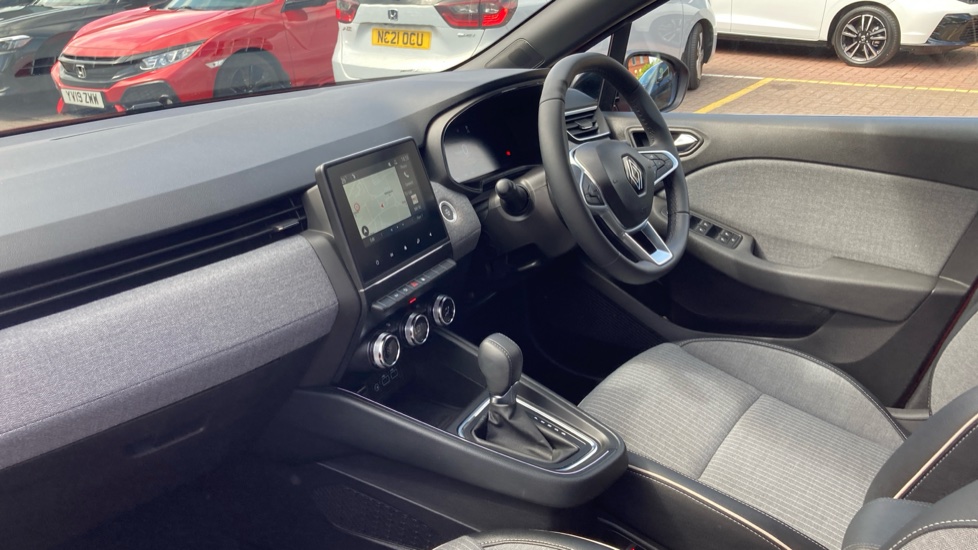 Renault Clio 1.6 E-TECH full hybrid 145 Techno 5dr Auto Hybrid Hatchback - Image 2
