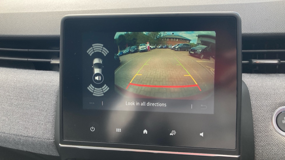 Renault Clio 1.6 E-TECH full hybrid 145 Techno 5dr Auto Hybrid Hatchback - Image 14