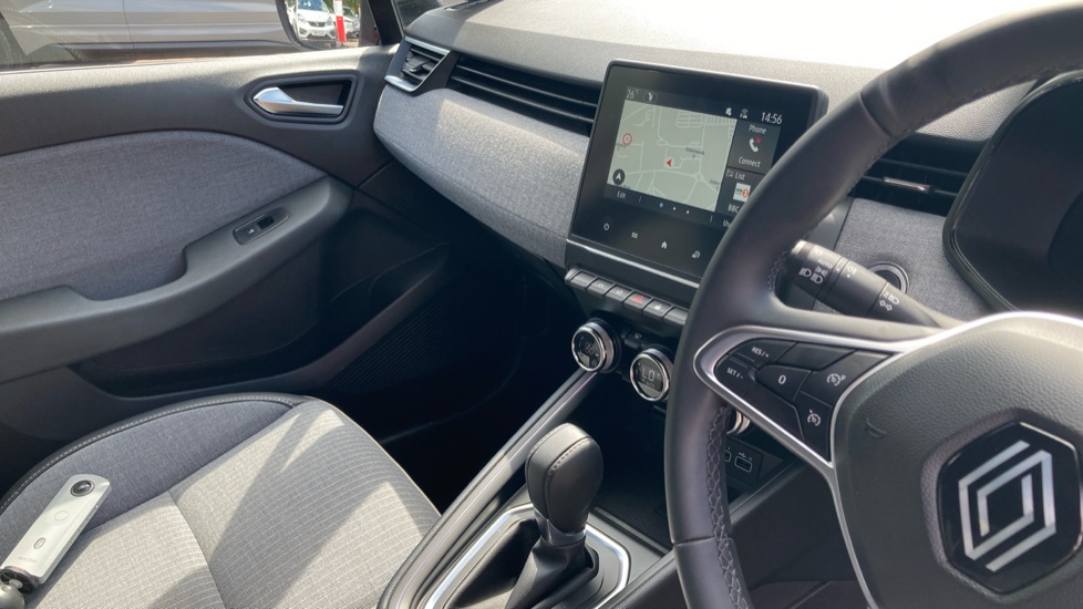 Renault Clio 1.6 E-TECH full hybrid 145 Techno 5dr Auto Hybrid Hatchback - Image 31