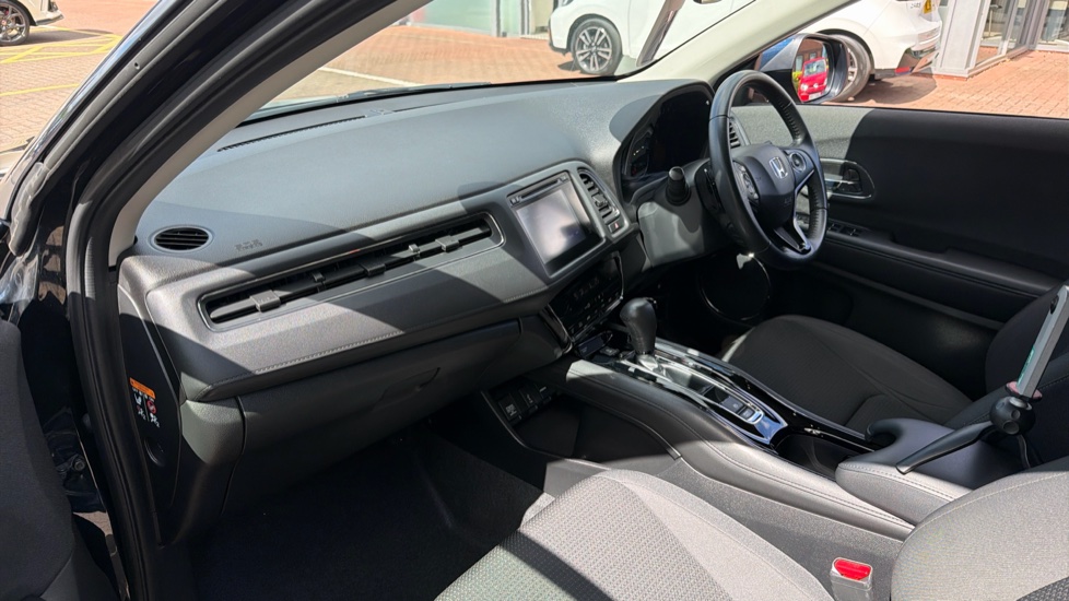 Honda HR-V 1.5 i-VTEC SE CVT 5dr Petrol Hatchback - Image 2