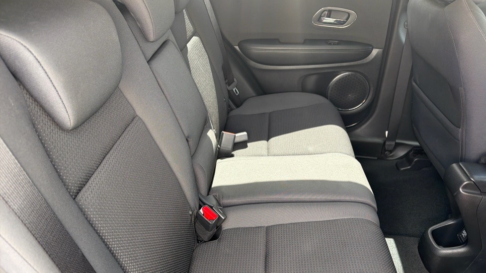 Honda HR-V 1.5 i-VTEC SE CVT 5dr Petrol Hatchback - Image 8