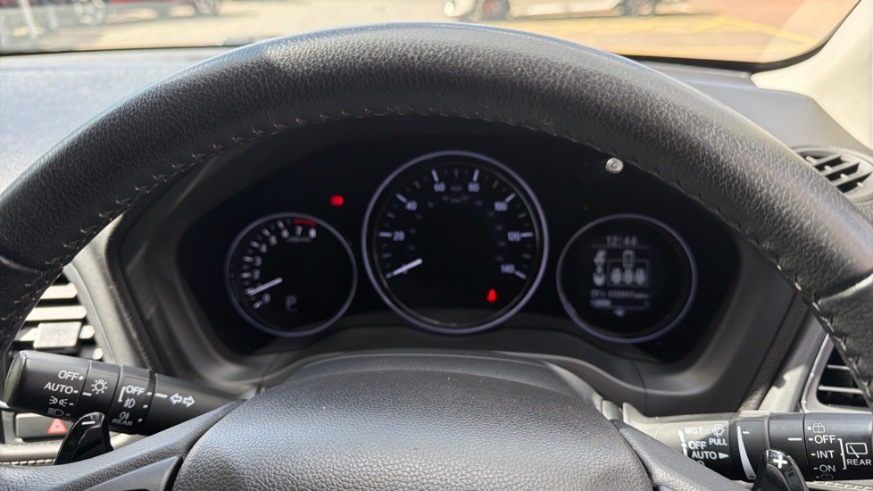 Honda HR-V 1.5 i-VTEC SE CVT 5dr Petrol Hatchback - Image 11