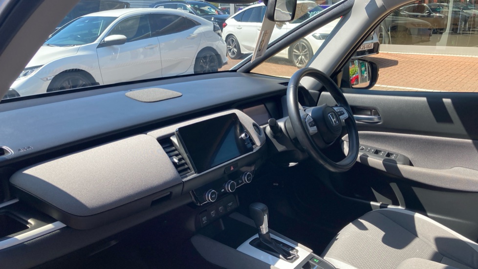 Honda Jazz 1.5 i-MMD Hybrid Crosstar EX 5dr eCVT Hybrid Hatchback - Image 2