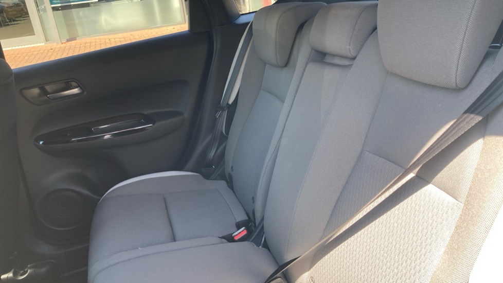 Honda Jazz 1.5 i-MMD Hybrid Crosstar EX 5dr eCVT Hybrid Hatchback - Image 8