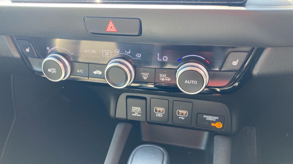 Honda Jazz 1.5 i-MMD Hybrid Crosstar EX 5dr eCVT Hybrid Hatchback - Image 15