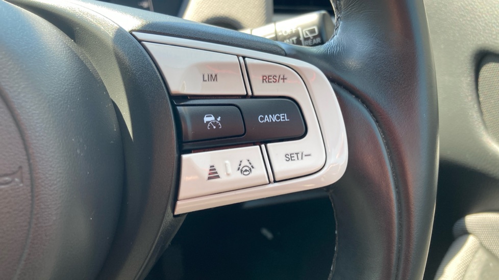 Honda Jazz 1.5 i-MMD Hybrid Crosstar EX 5dr eCVT Hybrid Hatchback - Image 16