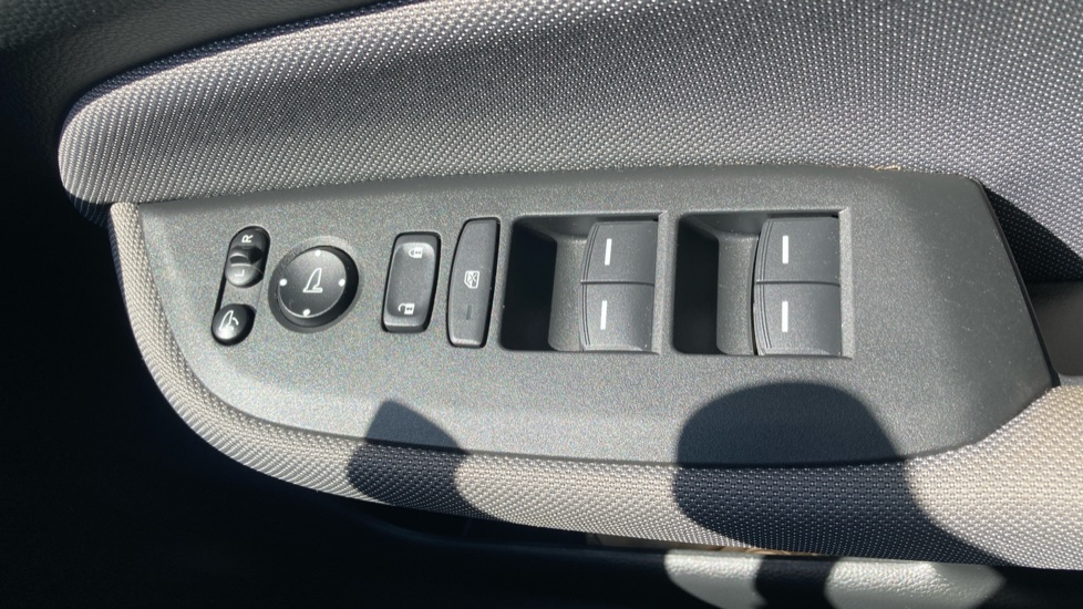 Honda Jazz 1.5 i-MMD Hybrid Crosstar EX 5dr eCVT Hybrid Hatchback - Image 22