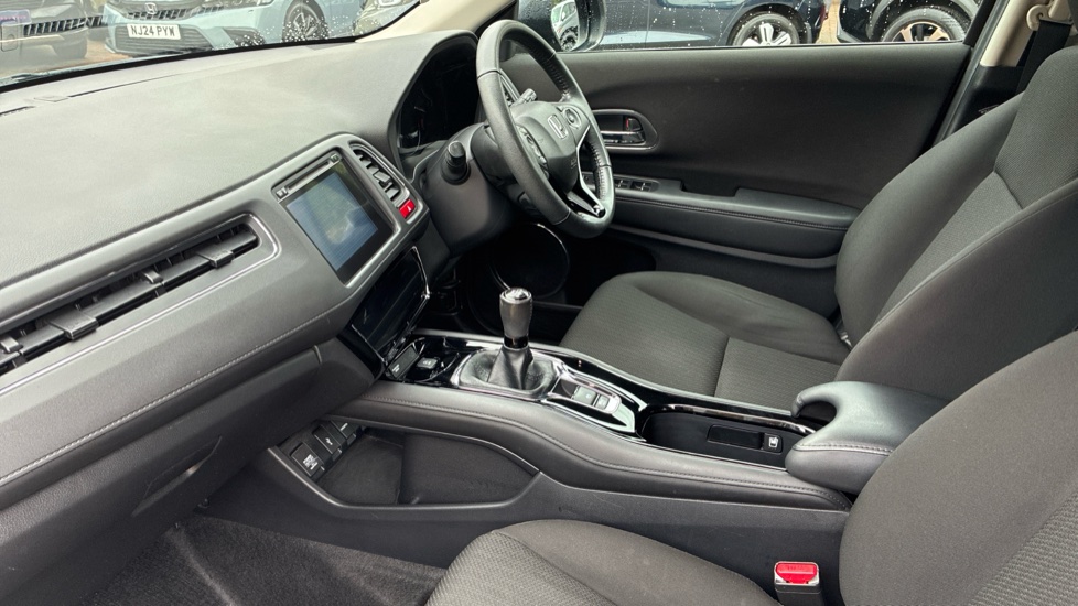 Honda HR-V 1.6 i-DTEC SE 5dr Diesel Hatchback - Image 2