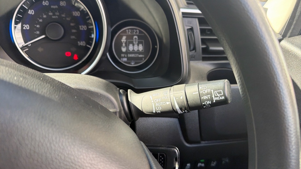 Honda Jazz 1.3 SE Navi 5dr Petrol Hatchback - Image 18