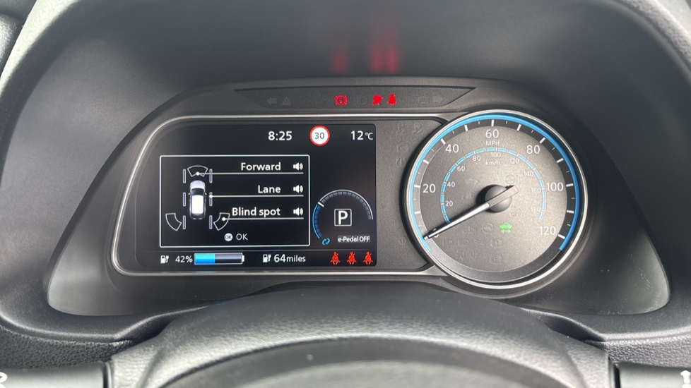 Nissan LEAF 110kW N-Connecta 40kWh 5dr Auto Electric Hatchback - Image 11