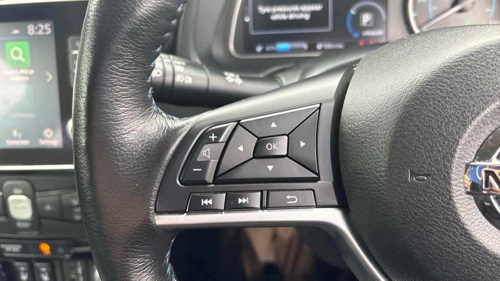 Nissan LEAF 110kW N-Connecta 40kWh 5dr Auto Electric Hatchback - Image 15