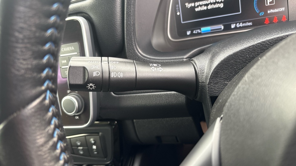 Nissan LEAF 110kW N-Connecta 40kWh 5dr Auto Electric Hatchback - Image 18