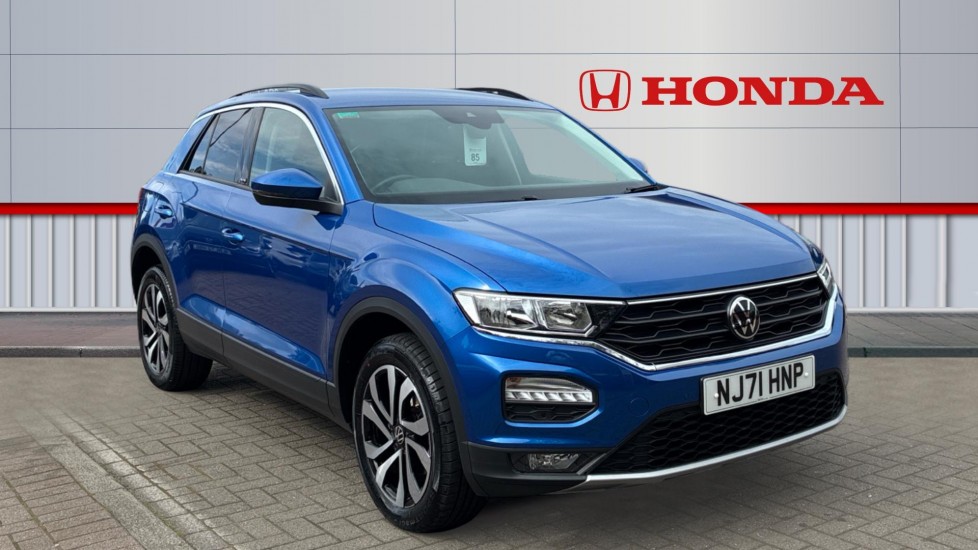 Volkswagen T-Roc 1.5 TSI EVO Active 5dr DSG Petrol Hatchback - Image 1