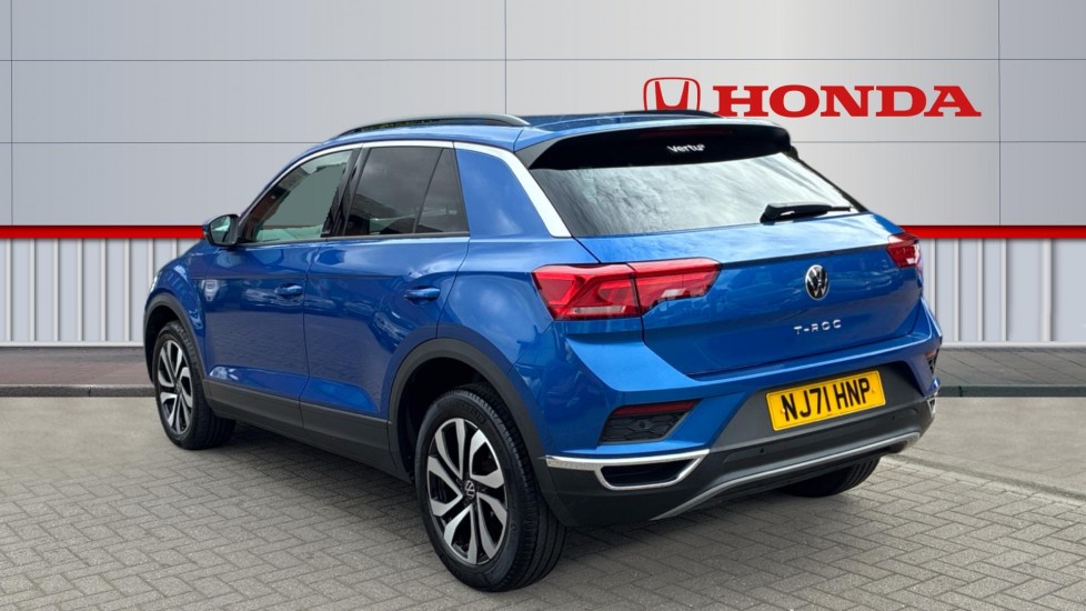 Volkswagen T-Roc 1.5 TSI EVO Active 5dr DSG Petrol Hatchback - Image 3